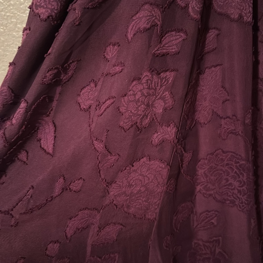NWT Torrid Burgundy Lace Dress - Picture 3 of 5